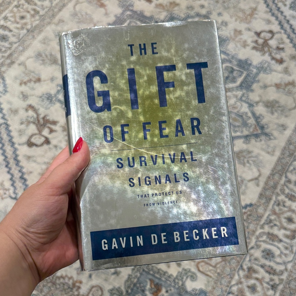 The Gift of Fear Hardcover Book